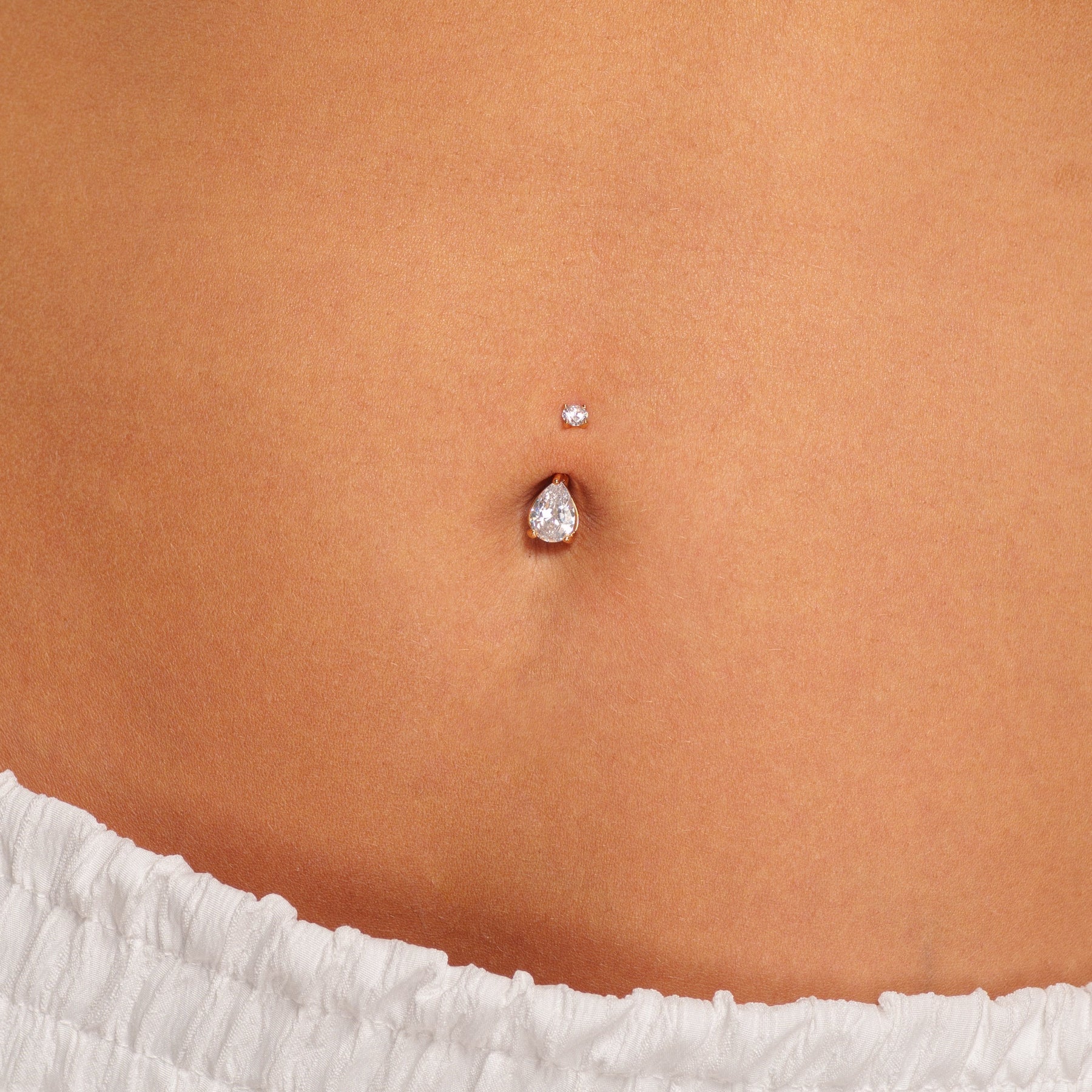 Piercing au nombril Ada, diamant étincelant en forme de goutte