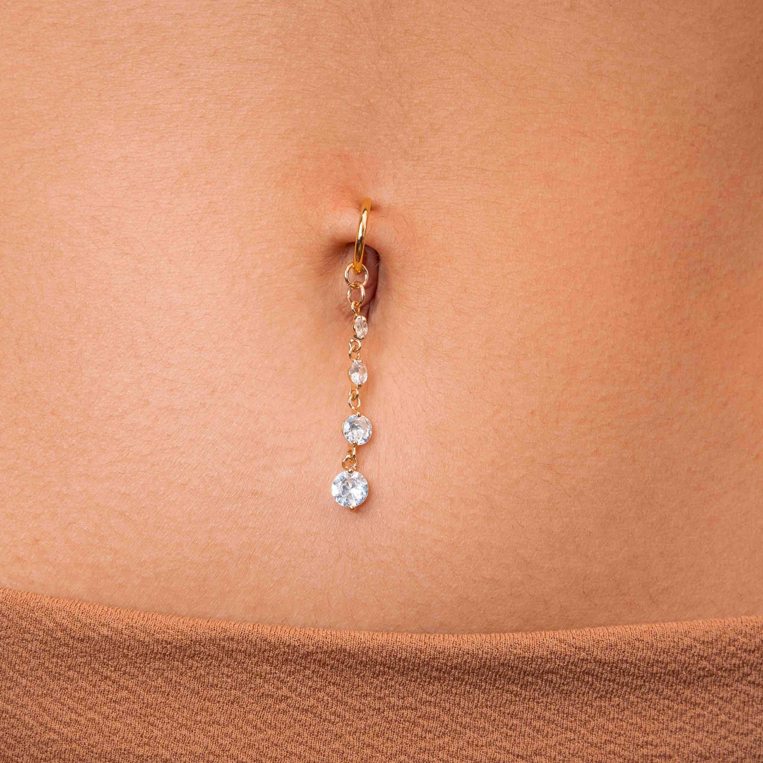 Le faux piercing au nombril : Ariel