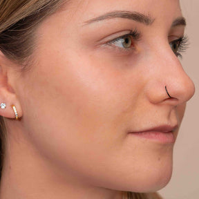 Fake Lea nose piercing (black and rose gold)